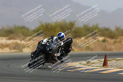 media/Apr-10-2022-SoCal Trackdays (Sun) [[f104b12566]]/Turn 15 (145pm)/